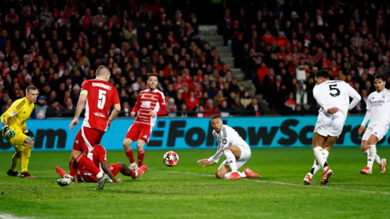 সেরা আটে জায়গা হয়নি রিয়াল-বায়ার্নের, খেলবে প্লে-অফ